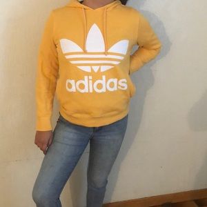 Adidas sweater